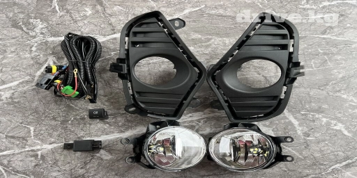 Комплект противотуманных фар Toyota 2020 г., Новый, Аналог, Китай