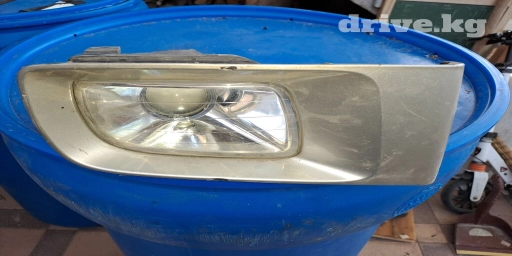 Правая противотуманная фара Toyota
