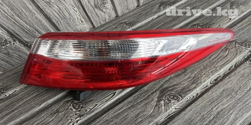 Задний правый стоп-сигнал Toyota 2017 г., Б/у, Оригинал, США