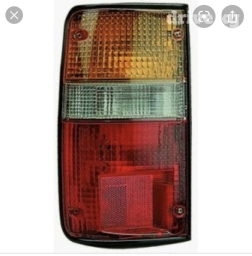 Задний левый стоп-сигнал Toyota