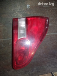 Toyota Ipsum задний левый фонарь