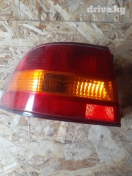 Задний левый стоп-сигнал Toyota 1998 г., Б/у, Оригинал, Япония