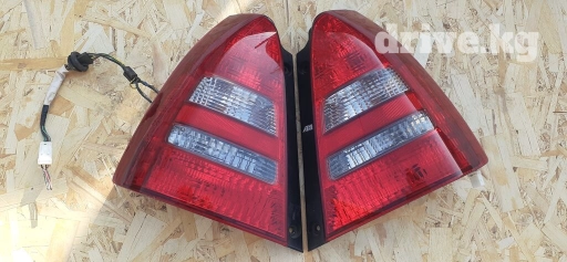 Комплект стоп-сигналов Subaru 2005 г., Б/у, Оригинал, Япония