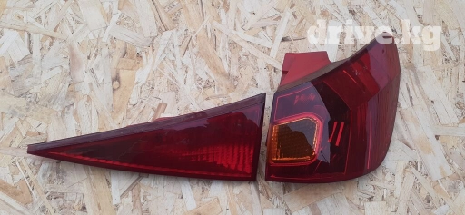 Задний правый стоп-сигнал Toyota Б/у, Оригинал, Япония