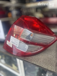 Задний правый стоп-сигнал Honda 2009 г., Б/у, Оригинал, Япония