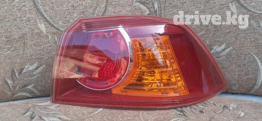 Задний правый стоп-сигнал Mitsubishi 2008 г., Б/у, Оригинал, Япония