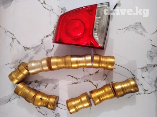 + задняя фара для джиппа 
цена договорная 
звонит по номеру +