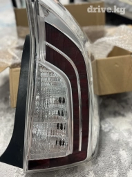 Задний правый стоп-сигнал Toyota Новый