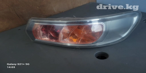 Задний правый стоп-сигнал Toyota 2000 г., Б/у, Оригинал, Япония