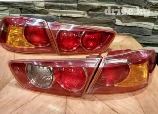 Комплект стоп-сигналов Mitsubishi 2008 г., Оригинал