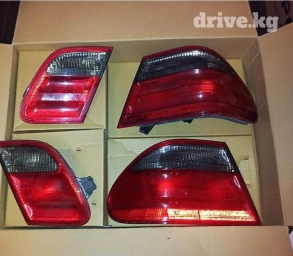 Комплект стоп-сигналов Mercedes-Benz 2000 г., Новый, Аналог, ОАЭ