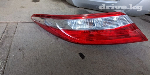 Тойота Камри 55 американец стоп чуть скол есть 4000 сом есть торг