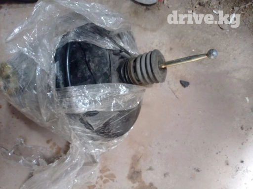 Фольксваген таурег тин тормозной ваакум сатылат привазной абалы жакшы