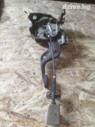 Nissan Cefiro A33 Ниссан Цефиро А33 ножной тормаз в сборе (ручной