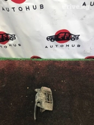 Задний левый суппорт Mitsubishi