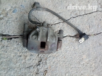 Передний правый суппорт Huanghai 2004 г., Б/у, Оригинал