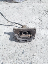 Передний левый суппорт Lexus 2001 г., Б/у, Оригинал