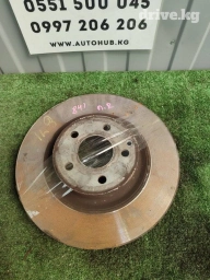 Предний тормозной диск Mercedes-Benz