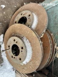 Предний тормозной диск Honda 2003 г., Б/у, Оригинал, Япония