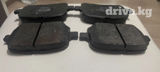Предняя тормозная колодка Toyota Новый