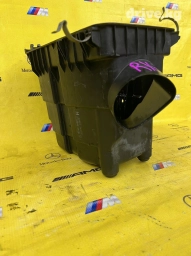 Корпус воздушного фильтра на Lexus rx300