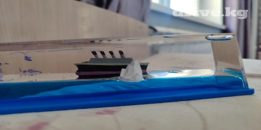 Продам корабль Титаник для панели авто дешево или для украшения вашего