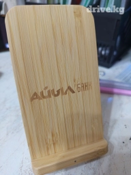 500 сом подставка для телефона Айфон Новый не пользовались Зарядка