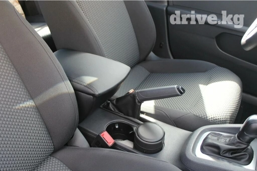 Подлокотник сатылат оптом жана жекече баардык машиналардын турлору