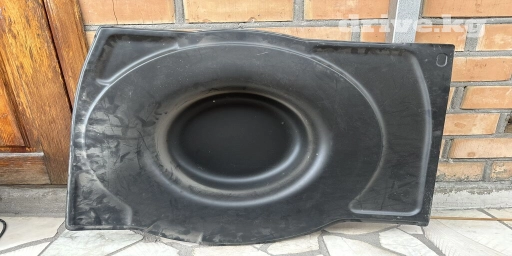 Крышка запасного колеса Lexus RX300 2001 ( 1 поколение) в идеальном