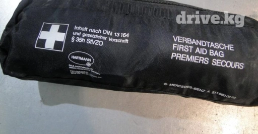 Аптечка мерседес w211, германия 🇩🇪 новая, вся в комплекте