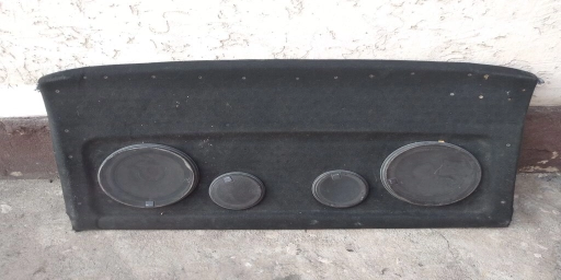 Задняя полка с 2 колонками на гольф 3