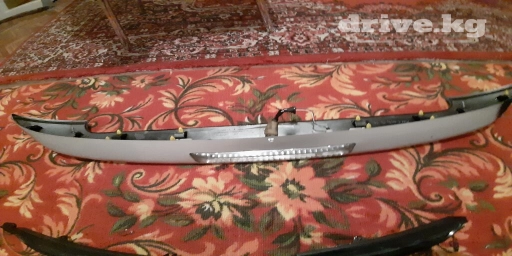 Продаю спойлер на Тойота Виш 1000сом