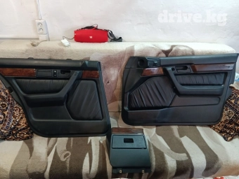 ОБШИВКИ ДВЕРЕЙ КОМПЛЕКТ,консоль,бардачка