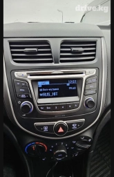 Штатная магнитола Хундай Солярис 2013 Made ln Korea В отличном