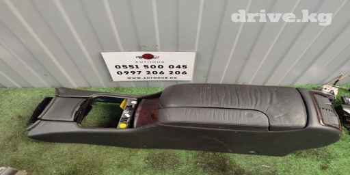 Подлокотник Mercedes-Benz, Б/у, Платная доставка, Самовывоз