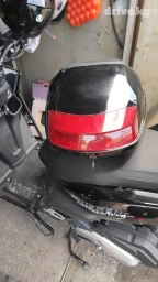 Кофр(багажник) на скутер, мопед, мотоцикл. В комплекте два ключа