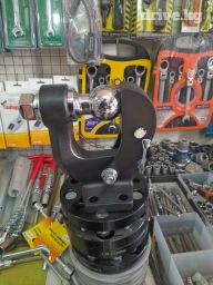 Фаркоп Для легковых авто Универсальный, Новый, Бесплатная доставка