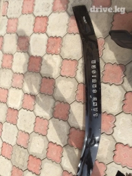 Мухобойка на капот Toyota