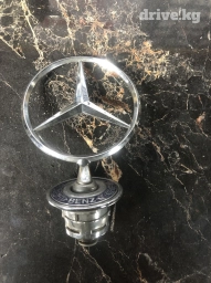 Продается от Мерседеса Бенца Значок на капот проверенные нашими