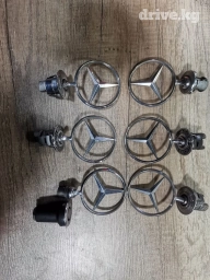 Эмблема на капот Mercedes
