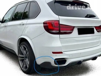 Продаю для BMW X5 F15 боковые накладки (правая и левая) на задний