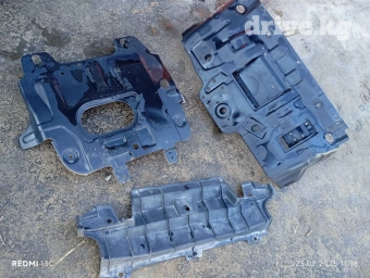 Поддон. Металл калённый Защитка Тойота 4 раннерге. Целый. TOYOTA 4