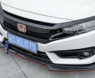 Продается передняя лопата ярко черного цвета