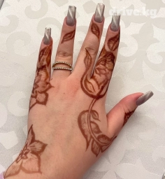 Ищу моделей на мехенди! Материалы натуральные, проходят омовение. Вы