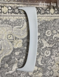 Спойлер точно не знаю от какой машины