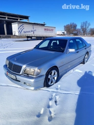 Мерседес w140. Продаю два бампера, передние фонари и глушак