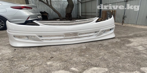 Бампер идеал нет царапин не сломанный Покрасили от полировали сделали!