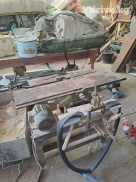 Продаю станки универсальные токарные со всеми прилегающими