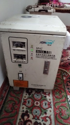 Продаю Стабилизатор 5 КВ в отличном состоянии работает как надо