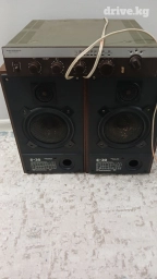 Советский усилитель и 2 колонки в рабочем состоянии прошу за комплект